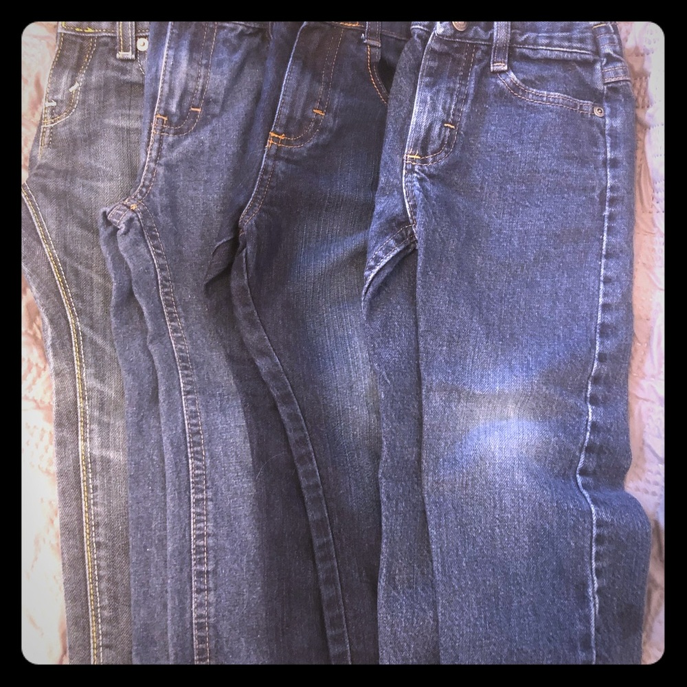 4 pair of Boys jeans, size 4t,and 5 good condition